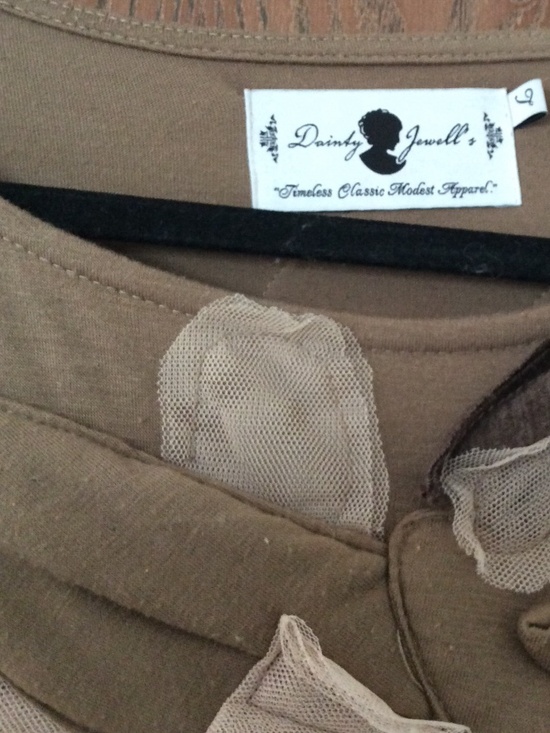 Dainty jewells dress - Picture 3 of 4